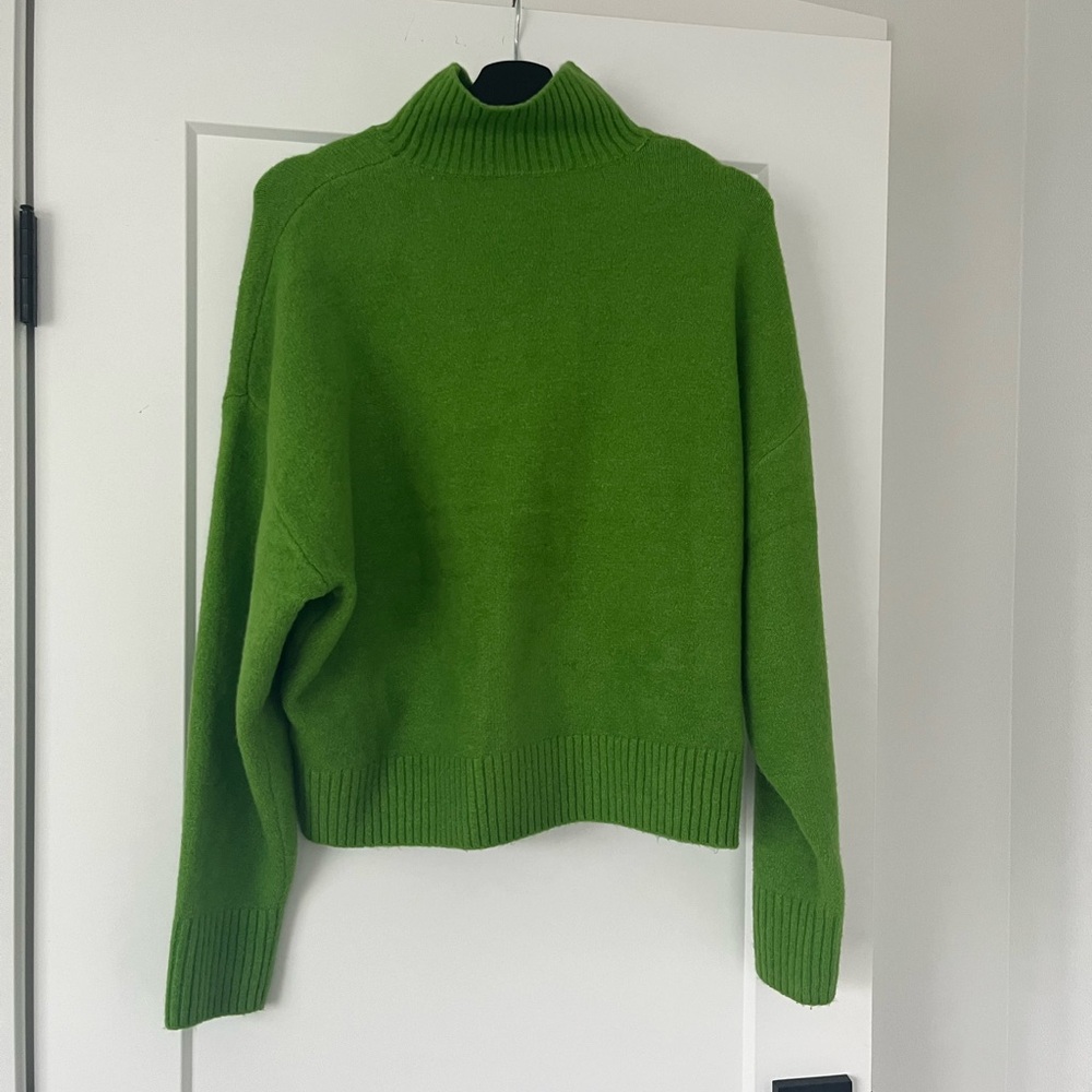 Zara Green Turtleneck Sweater
